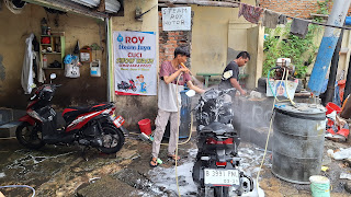 Cuci Motor Roy