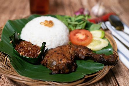 dapur.Ninda (chomsi cake & catering)