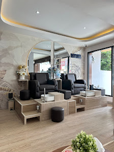 De WAVE Family Massage, Reflexology & Beauty Bar Bintaro
