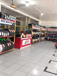 Dewa Motor Indonesia, Otista Raya Jakarta Timur