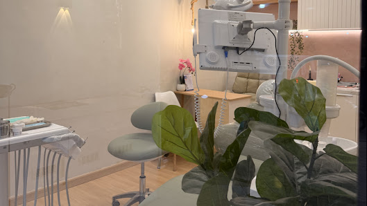 Dokter Gigi Bogor - Folia Dental Studio