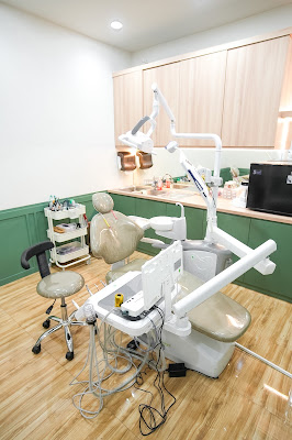 Dokter Gigi Umum dan Spesialis Surabaya MERR - NAFA Dental Aesthetic