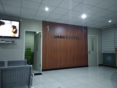 Dokter Spesialis THT : Dr Zuniar