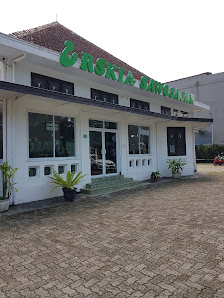 dr. Erlin, SpA (Dokter anak RSKIA Sawojajar)