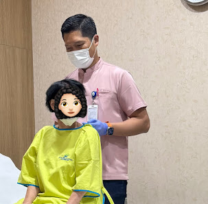 Dr. Surya Witantra Giri, Sp.Ak, Subsp.Ak - AA(K), CHt - Dokter Spesialis Akupunktur Medik & Praktisi Kedokteran Integrative