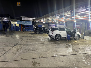 Drive in Carwash and Boxx in