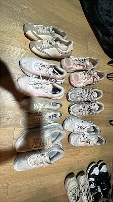 Dust Off Laundry