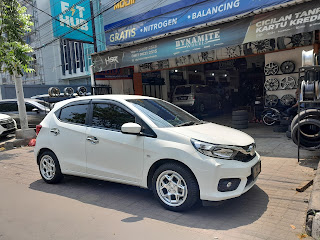 Dynamite Wheels - Toko Velg HSR dan Ban Mobil Surabaya