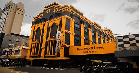 Emporium Hotel - Karaoke, Club & Griya Pijat