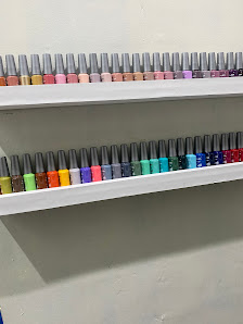ESCHOL BEAUTY BAR