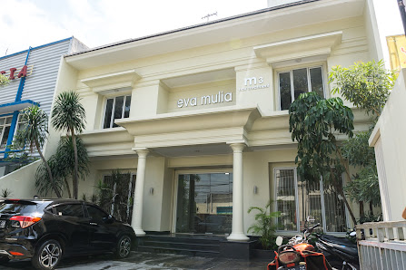 Eva Mulia Clinic Gandaria