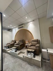 Evolash Beauty Studio - Radio Dalam