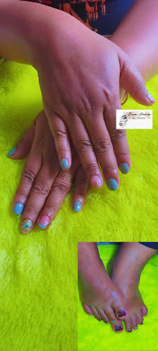 Eyelash extension,nail, treatment wanita by Salsha
