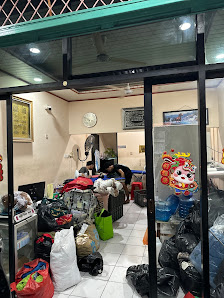 FAMILY LAUNDRY MANGGA BESAR III NO 73