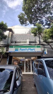 FamilyMart Sabang Kebon Sirih