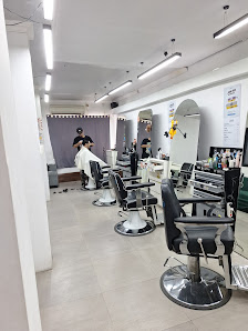 FANTASTIS BARBERSHOP BENHIL