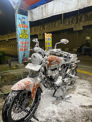 Faqih Cuci Steam Motor