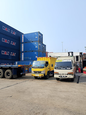 Fauzi Transindo ; Sewa Mobil Box Bandung