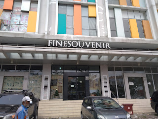 Fine Souvenir
