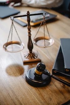 FIRMA BIRAWA LAWYER