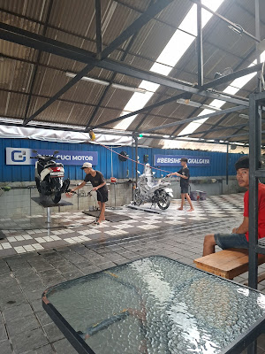 Gaya Cuci Motor Duri Kosambi