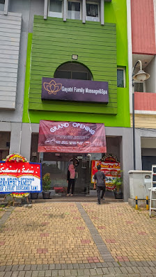 Gayatri Family Massage & Spa