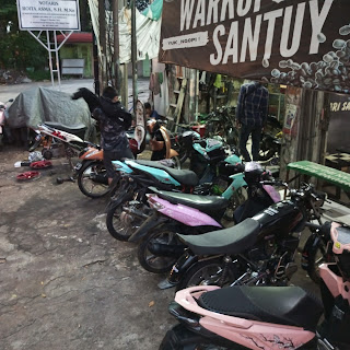 Glory garage