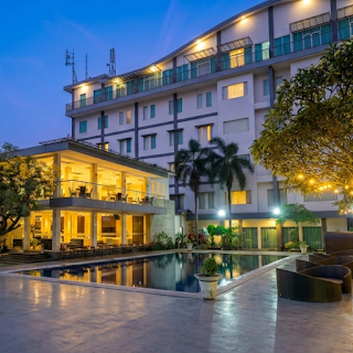 Grand Arjuna Hotel Bandung