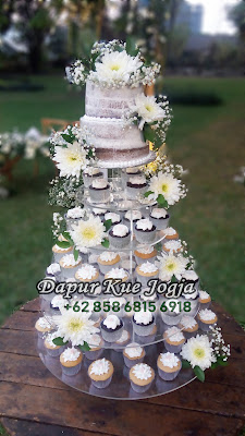 Halokai Cake