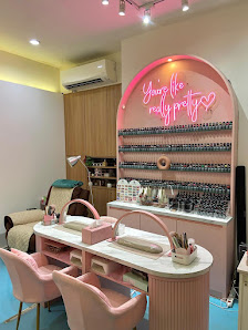 Hana La Belle (Beauty Studio)