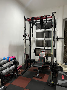 HERMUSCLE STUDIO GYM FITNESS KHUSUS WANITA