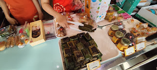 Holland Bakery Semplak