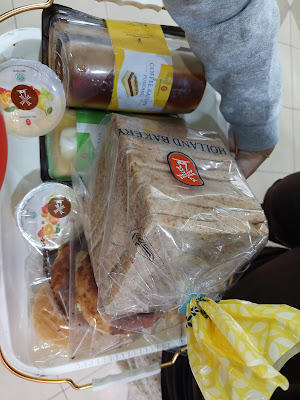 Holland Bakery Thamrin City