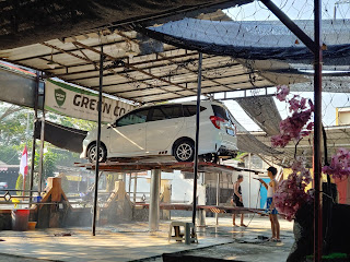 HOLYWASH CAR & BIKE