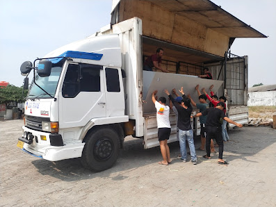 Indah cargo cabang jakarta pusat