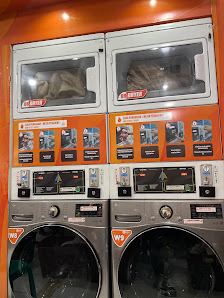 ISAVA Laundry Jelambar - Laundry Koin - Coin Laundry