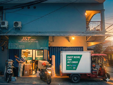 J&T CARGO 129A MAMPANG PRAPATAN