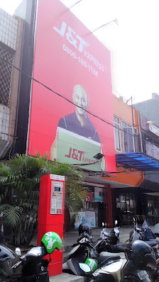 J & T Express