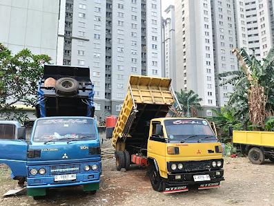 Jasa angkutan buang puing sampah proyek