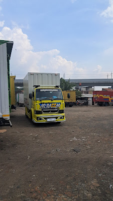 JASA SEWA TRUK BOX BANDUNG