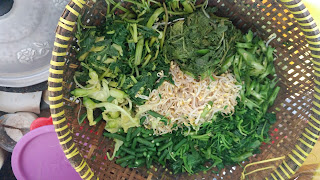 Javanese Salad / Pecel Uleg Bu Amat