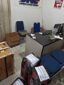 JNE Layana (Tegal alur)