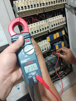 JRWelektrik, jasa instalasi dan perbaikan instalasi listrik.