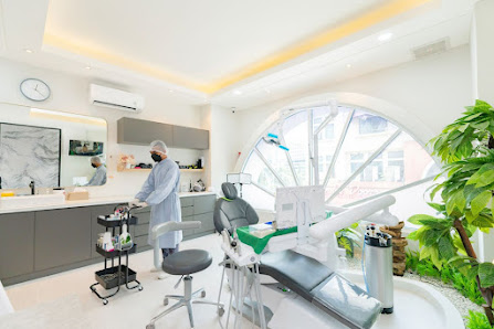 Kala Dental Studio | Klinik Gigi Spesialis Puri Jakarta Barat | Veneer, Implant & Orthodontic Expert Specialist