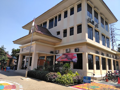 Kantor Kelurahan Cipinang Besar Selatan