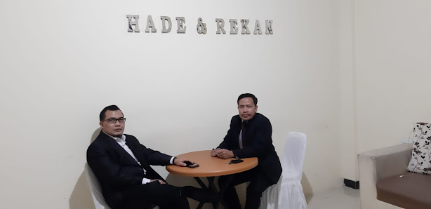 KANTOR LEMBAGA BANTUAN HUKUM HADE & REKAN ADVOKAT /PENGACARA