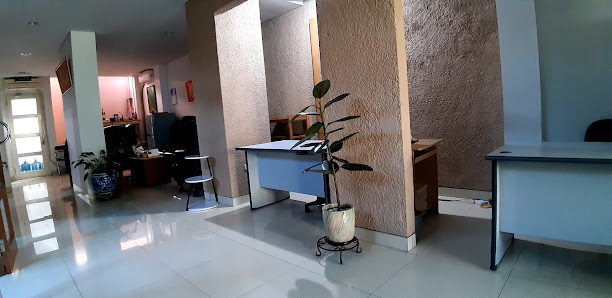 Kantor Notaris Ny. Ade Suryatini, SH, MKn