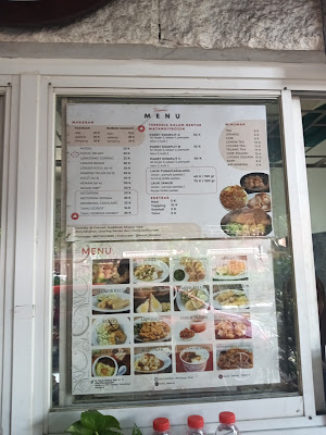 Kedai Tekwan "Takeone", sedia pempek, tekwan, bubur manado