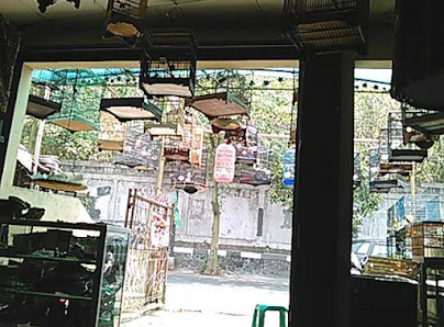 Kios Burung Kicau Ragunan