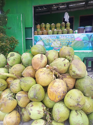 Kios kelapa kang ori